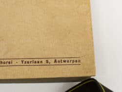 Elegant beige vintage book cover from Yzerlaan 5, Antwerp, perfect for collectors.