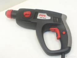 Ergonomic SKIL 500W drill for versatile home improvement and professional tasks.