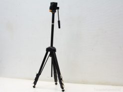 Cullmann Tripod 96414: Lightweight, stable tripod for versatile photography in any environment.