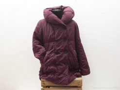 Chic burgundy quilted coat with hood, oversized fit, large buttons, and deep pockets for winter warmth.