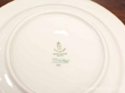 Elegant Winterling Victoria porcelain plate from Marktleuthen, ideal for collectors and enthusiasts.