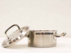 Sleek stainless steel pot with lid, ideal for versatile cooking in any modern kitchen.