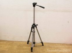 Lightweight vintage aluminum tripod with adjustable height and pan-tilt head for versatile photography.