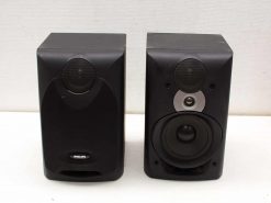 Compact Philips black bookshelf speakers for stylish audio in any space.