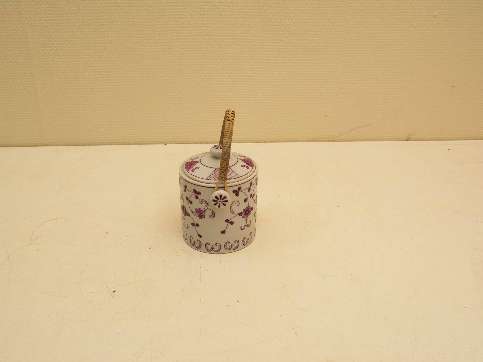 Handgemaakte chineze purpur pot 29563