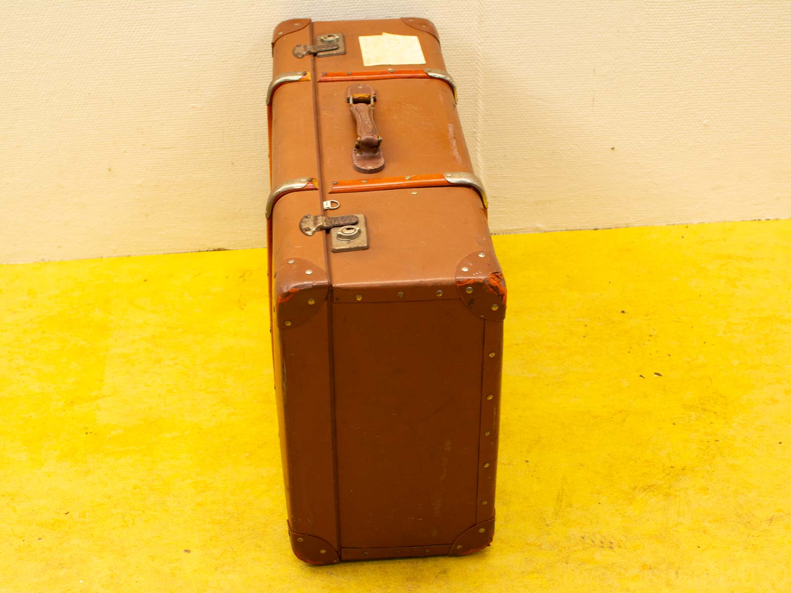 Vintage bruine koffer 30576