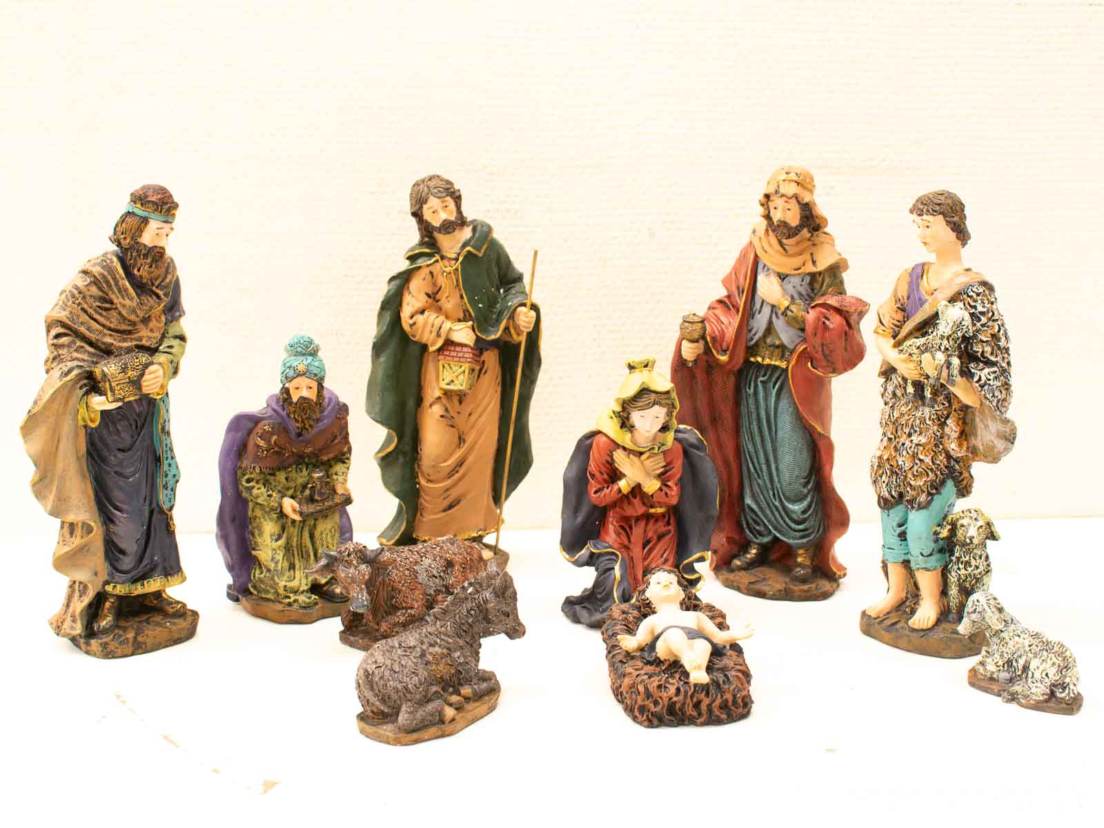 Beautiful nativity scene of Jesus birth with Mary, Joseph, and the wise men.