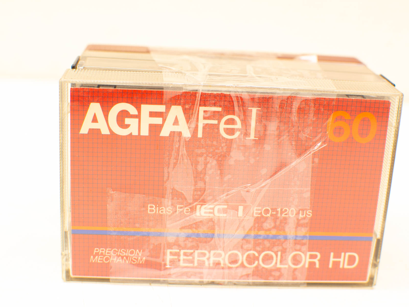 Vintage AGFA 60-Minute Cassette Tape Box - Classic Red Design for Audio Enthusiasts.