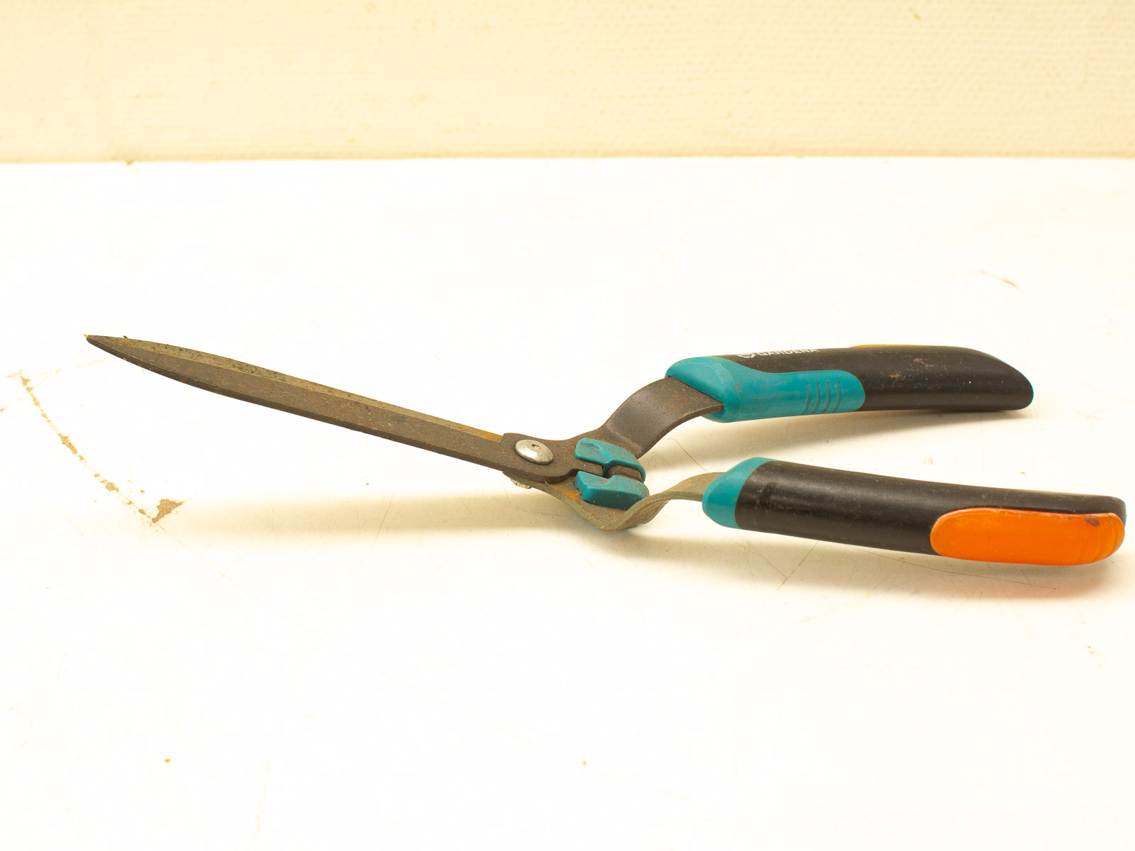 Ergonomic vintage garden shears with precision blades and stylish grip for effective plant care.