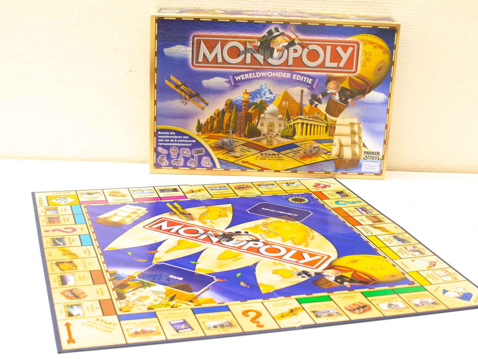 Monopoly World Wonders Edition: Explore global landmarks in a colorful, adventurous game.