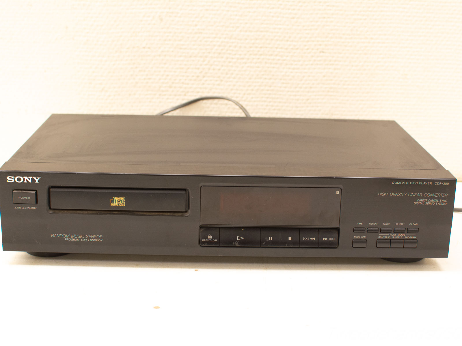 Vintage Sony CDP-309 CD player, excellent condition, perfect for collectors and music enthusiasts.