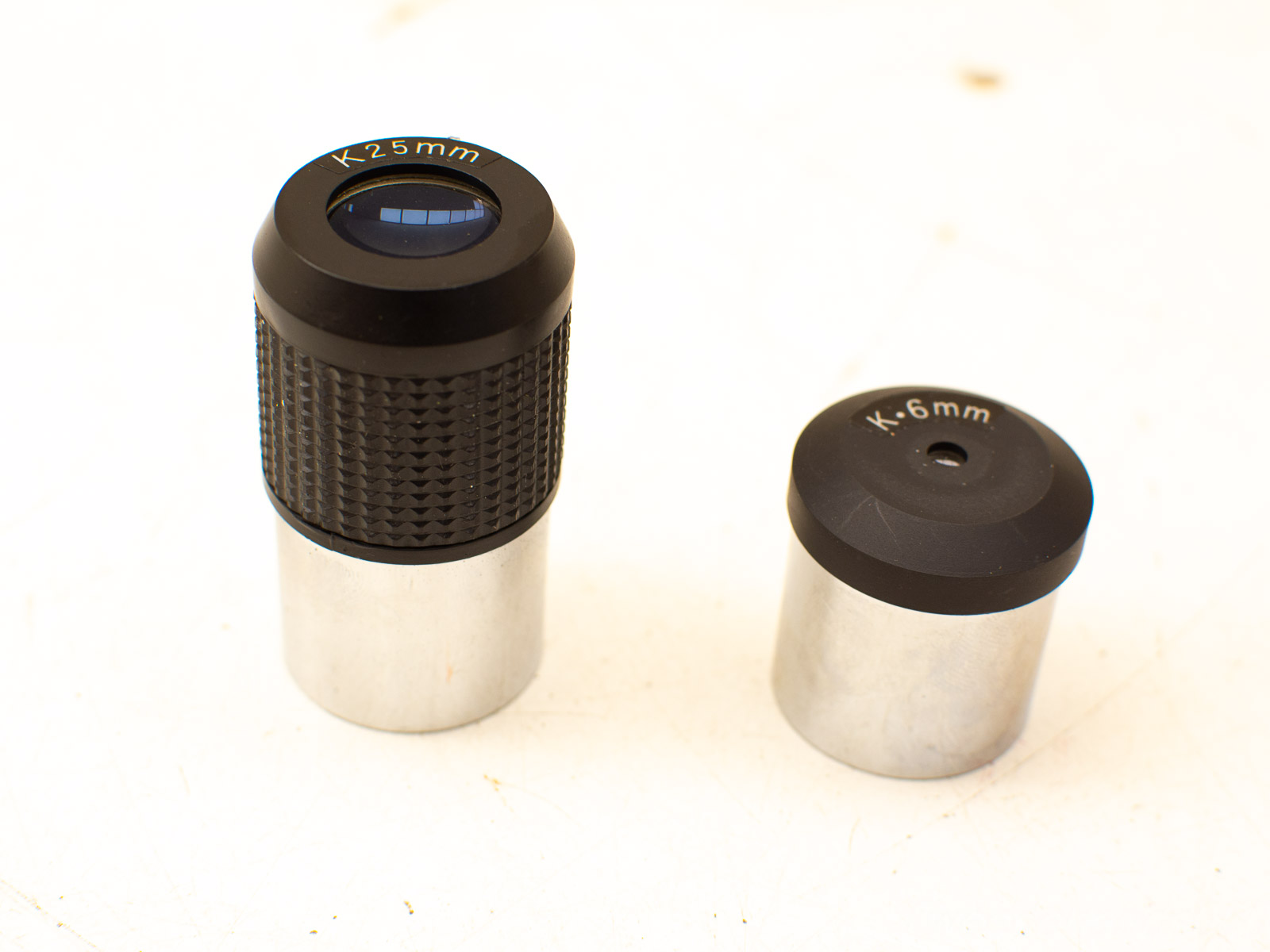 Quality used K-25mm and K-6mm eyepieces for telescopes and microscopes, ideal for all users.