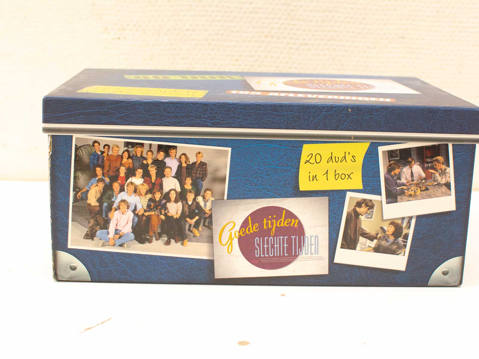 Goede Tijden Slechte Tijden DVD collection in vintage box, featuring 20 beloved episodes.