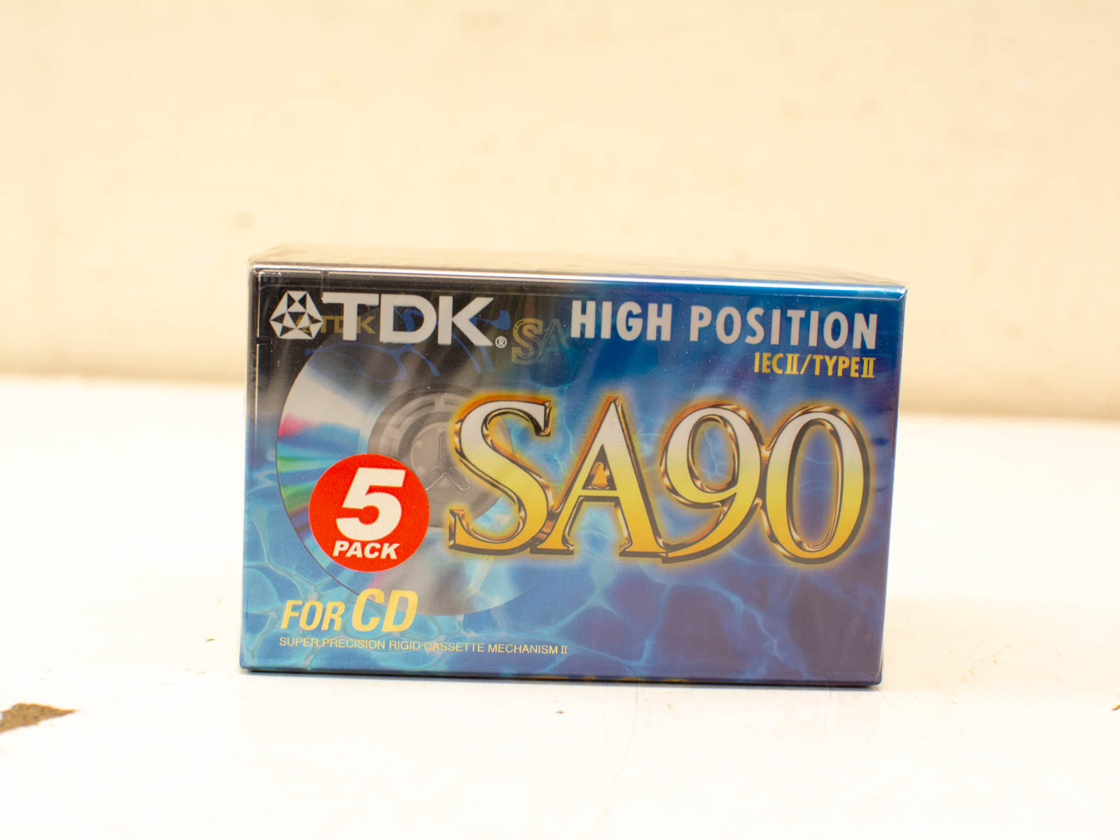 TDK SA90 cassette tapes 5-pack for high-quality recording in a nostalgic design.