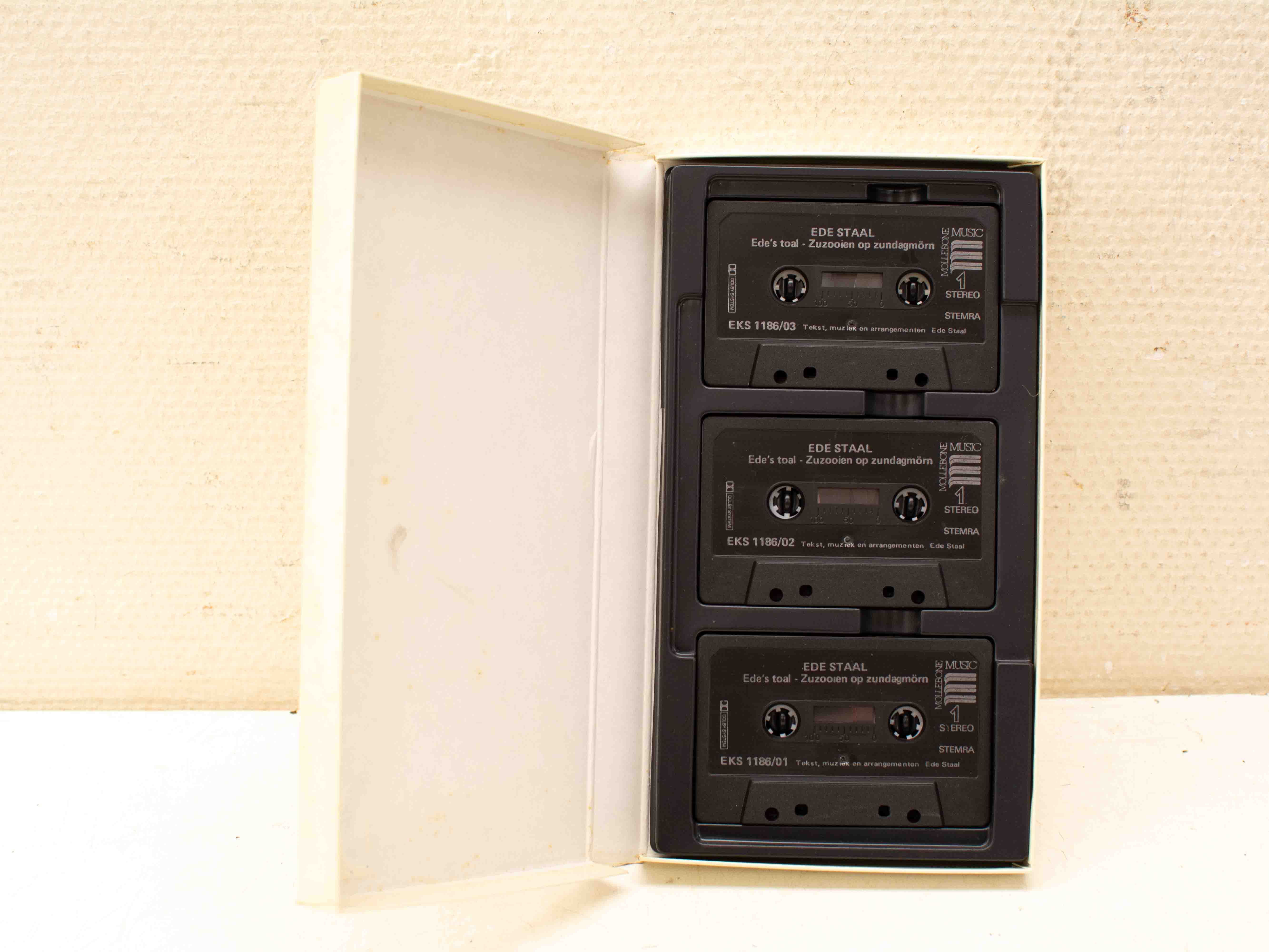 3 Cassettebandjes van Ede Staal   38634