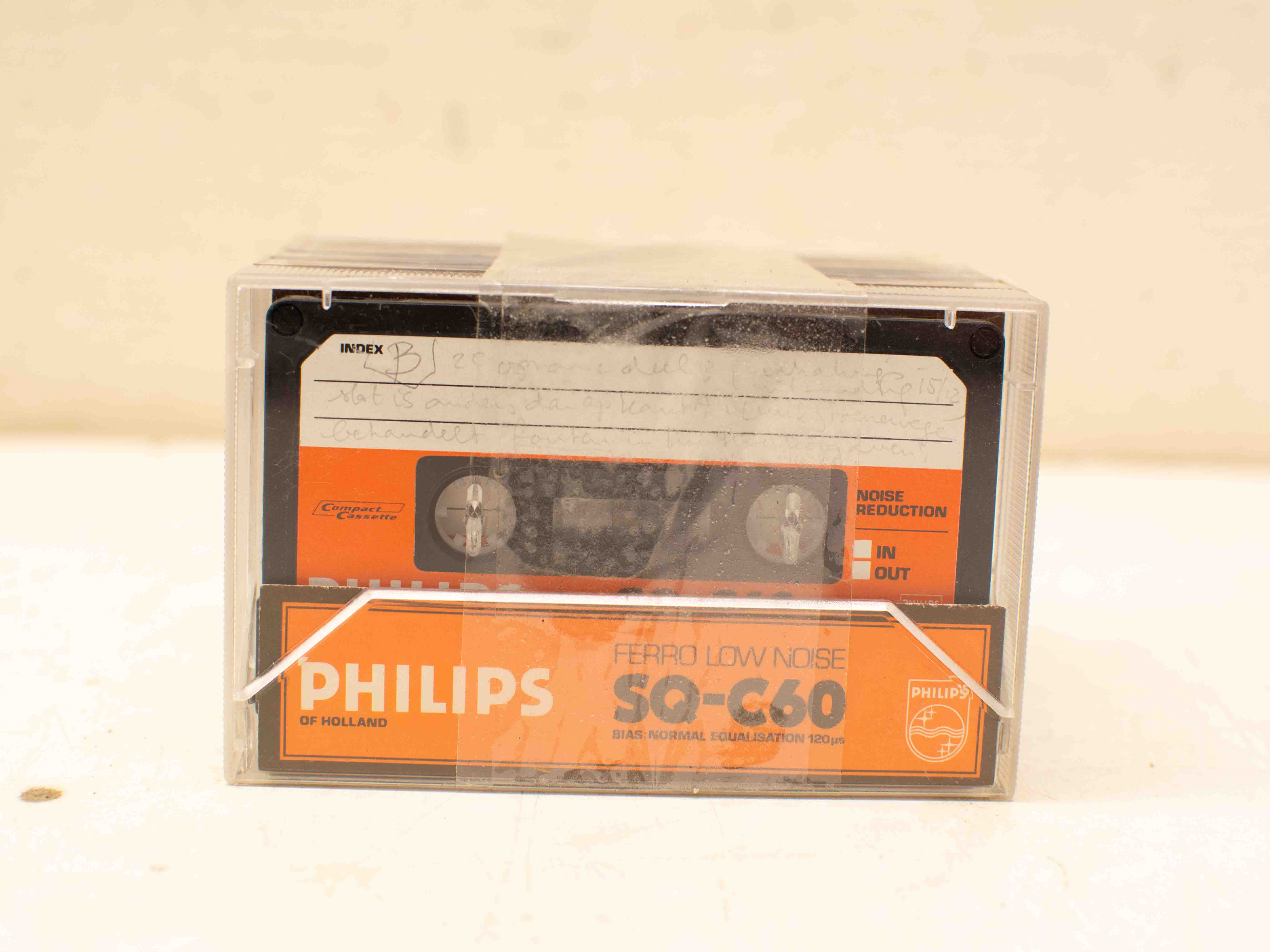 6 Philips cassettebandjes  38504