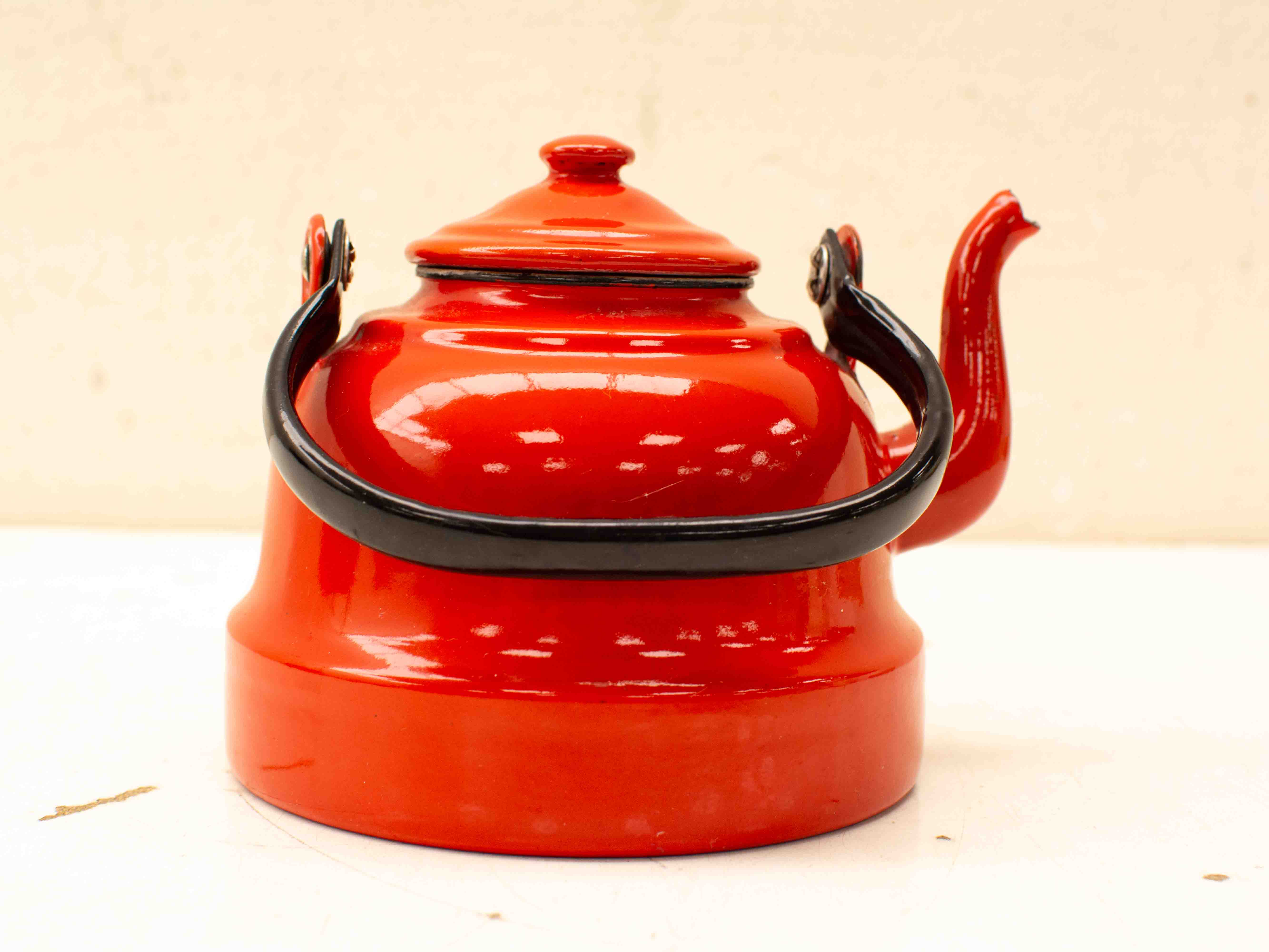 Emaille Theepot  38581