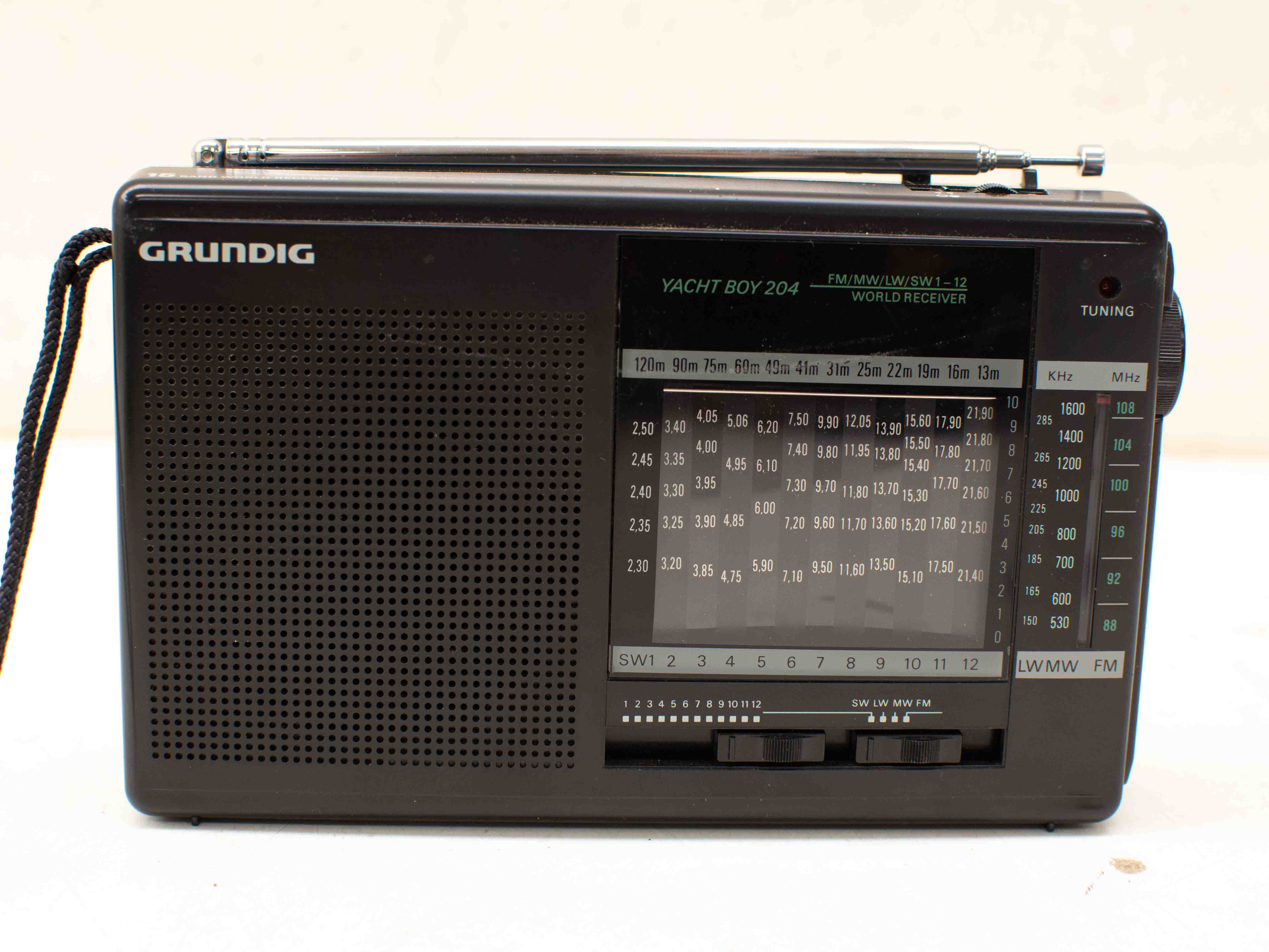 Grundig Radio  38594